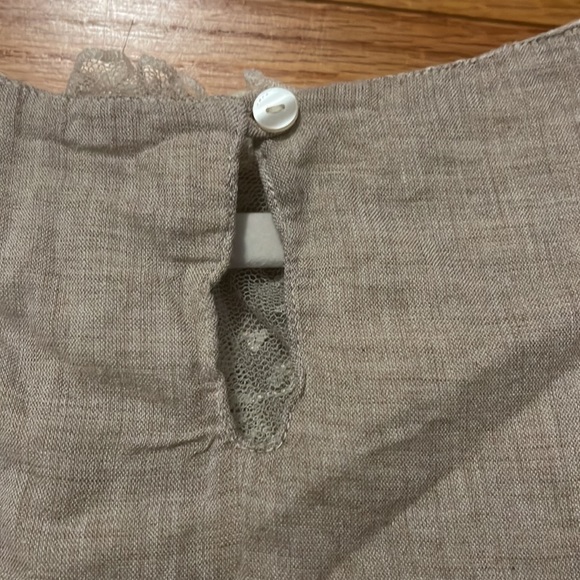 💗Beautiful Top! - Picture 6 of 7